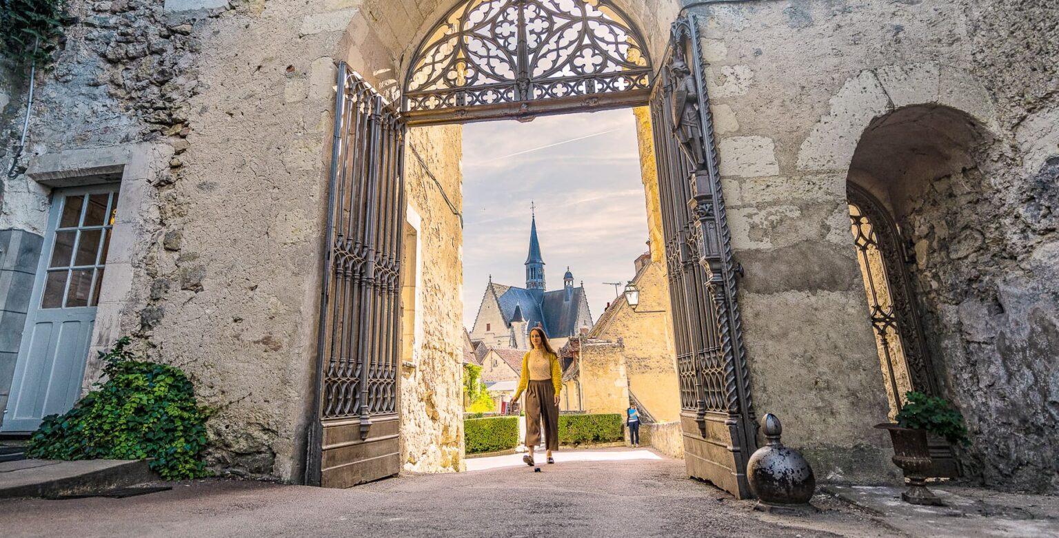 Porte entree chateau montresor ouvert visite